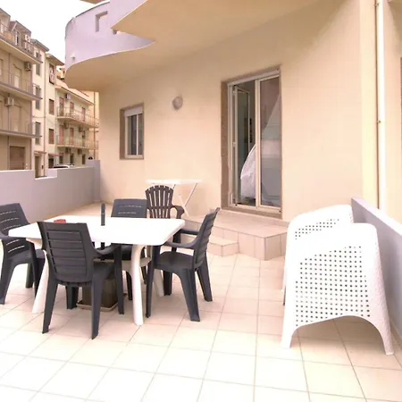 - Relax Beachside Apartamento